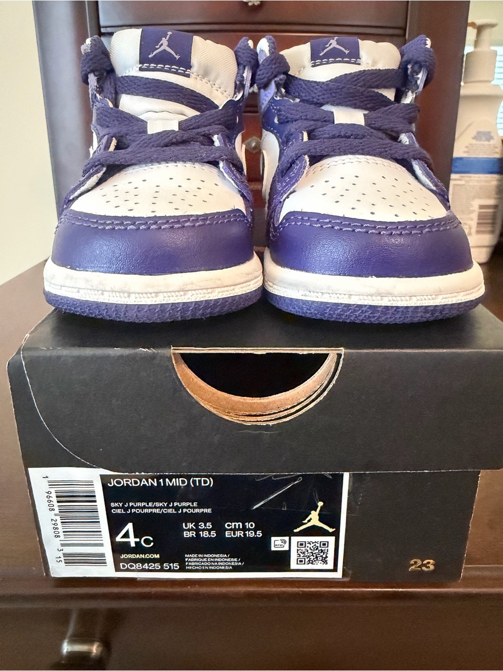 New w/o tags -Air Jordan 1 Mid TD "Sky J Purple" Size 4C (DQ8425-515)